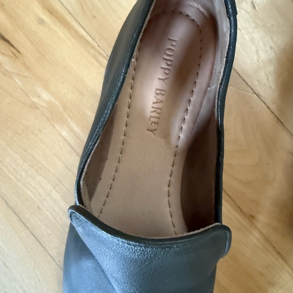 Poppy Barley Leather Loafers Slip-Ons - Picture 3 of 3